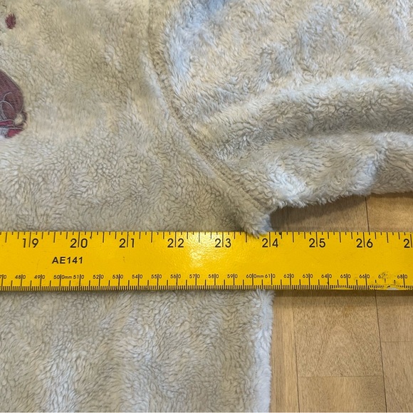 Disney Eeyore Ivory Fleece Pullover Embroidered Turtleneck Size XL - Picture 9 of 12